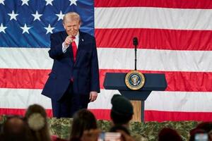 　トランプ米大統領＝１３日、米南部ノースカロライナ州（ＡＰ＝共同）