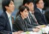 　日本成長戦略会議と経済財政諮問会議の合同会議であいさつする高市首相（左から２人目）＝２４日午後、首相官邸