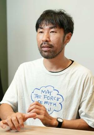 「バンドでは誰かと演奏することを改めて追求したい」と話す工藤祐次郎