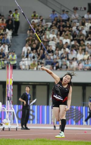 陸上ダイヤモンドリーグ第2戦の女子やり投げで4位だった北口榛花の3投目=3日、紹興(共同)