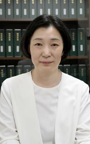 新潟水俣病訴訟で原告側弁護団長を務める内山晶さん