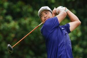 　第１ラウンド、１アンダーで２１位の松山英樹＝イーストレークＧＣ（共同）