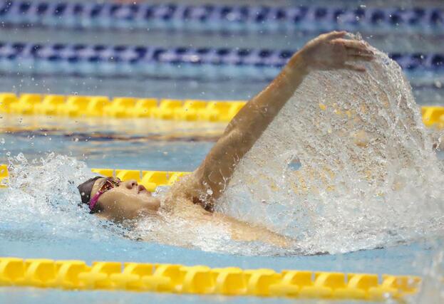 男子２００メートル個人メドレー決勝　新潟県高校新記録で優勝した根岸歩夢（長岡大手）＝ダイエープロビスフェニックスプール