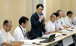 北海道庁で開かれた「ヒグマ対策関係者会議」=21日午前