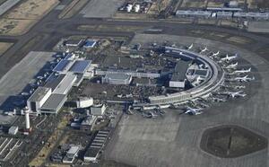 新千歳空港=北海道千歳市(共同通信社ヘリから)
