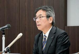 記者会見する中部電力の林欣吾社長=28日午後、名古屋市