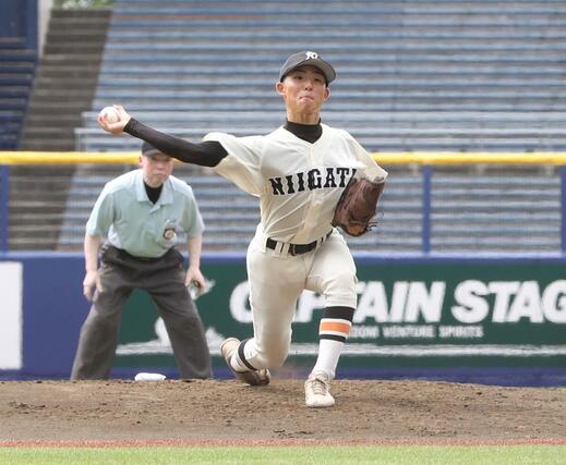 新潟工－日本文理　新潟工の先発石井幸輝＝エコスタ