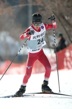 複合男子　６位の野呂悠惺（妙高高原）＝長野県野沢温泉村