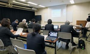 医療提供体制などを協議した「下越地域医療構想調整会議」=新発田市豊町3