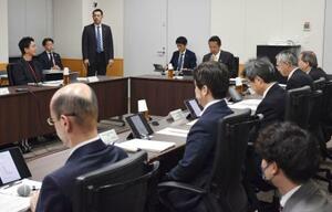 　内閣府で開かれた国家戦略特区の規制改革を巡る政府と関係自治体との合同会議＝１７日午後