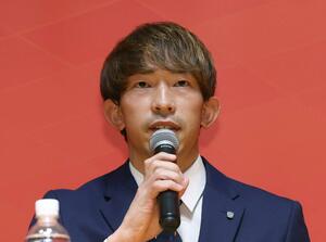 記者会見に出席したFW太田修介=1月12日、新潟市中央区