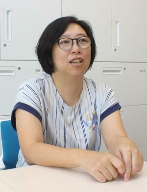水泳日本代表への期待を語る村松さやか総監督=東京都新宿区