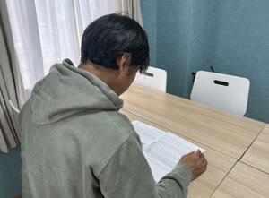 小林製薬の「紅麹コレステヘルプ」を約２年間服用していた男性＝栃木県