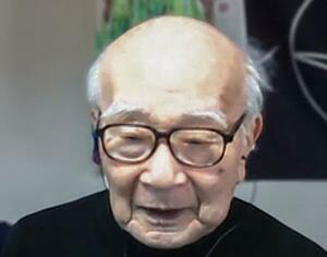 　オンライン記者会見で発言する被団協の田中熙巳代表委員＝５日