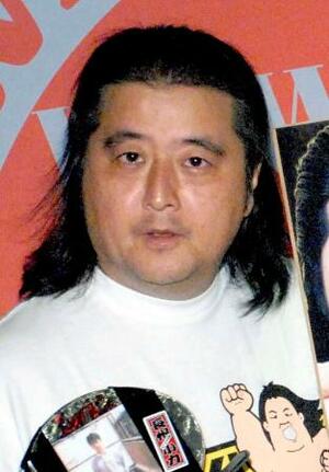 　長州小力さん