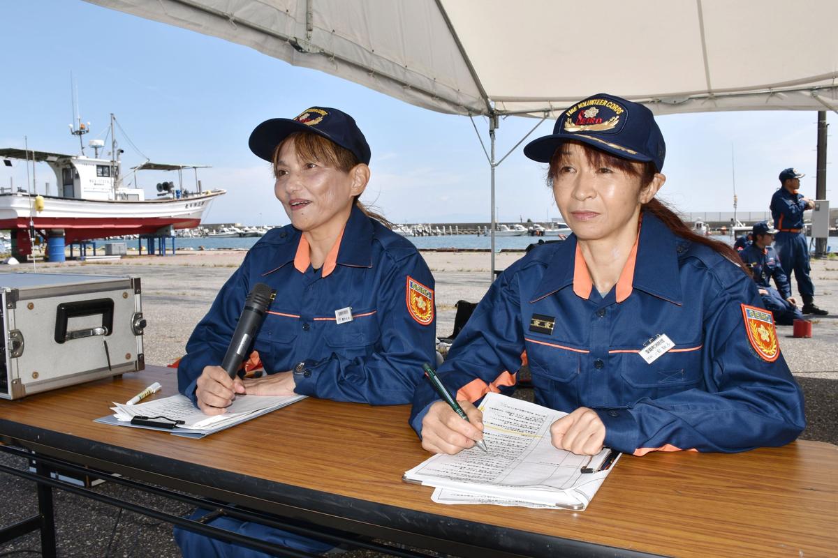 聖籠町消防団に初の女性団員が2人加入 「より住みよい町に」火災予防の広報活動など担うのサムネイル
