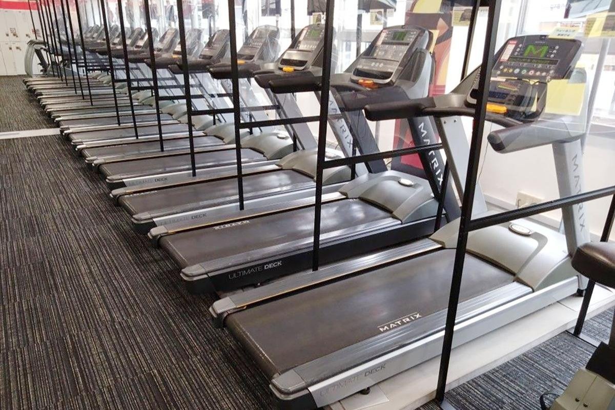 新潟佐渡市のスポーツ施設「ヒルトップアリーナ佐渡」、民間企業と共同運営で利便性アップ⤴⤴ 入退館をカードで管理、新マシンを2024年秋に導入予定 |  新潟日報デジタルプラス