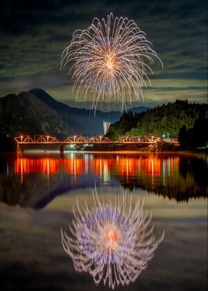 最高賞を受賞した石月孝幸さんの「二十年目の祝彩」