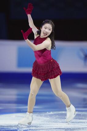 エキシビションで演技する中井亜美＝北京（共同）