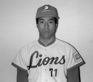 1981年に西武に入団した当時の秋山幸二さん。背番号は「71」で、内野手登録だった。