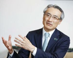 　インタビューに答える明治安田生命保険の永島英器社長