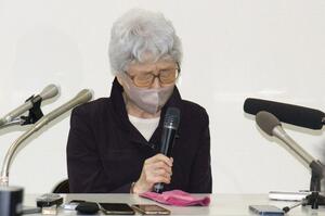 娘の横田めぐみさんとの再会を願い、思いを語る早紀江さん＝１１日、川崎市