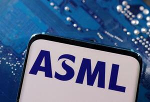 オランダの半導体大手ASMLのロゴ(ロイター=共同)