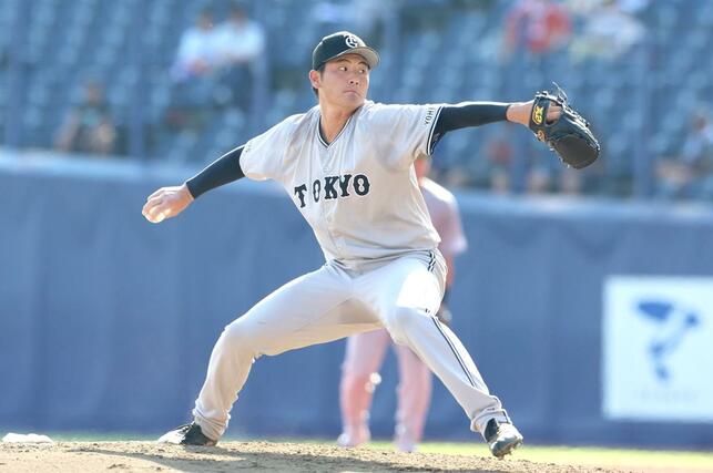 イースタン　オイシックス－巨人　巨人の２番手菊地大稀（佐渡市出身）。１回無失点に抑えた＝ハードオフ・エコスタジアム