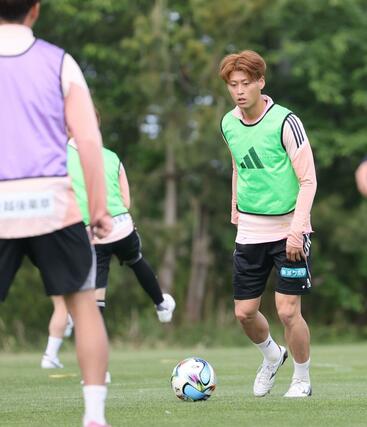 ＤＦ藤原優大＝９日、聖籠町