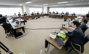 危険運転致死傷罪の要件見直しを検討する法制審議会の部会=29日午後、法務省