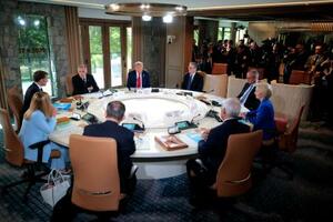 カナダ西部カナナスキスで開幕した先進7カ国首脳会議=16日、カナナスキス(ゲッティ=共同)