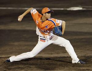 今季初登板し、追加点を許さなかった舘池亮佑=三条市パールスタ(写真映像部・永井隆司)