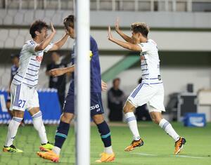 福岡-新潟 後半4分、MF谷口海斗が決め、1-0=ベススタ(写真映像部・永井隆司)