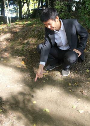 クマが目撃された五泉東小学校の敷地内＝３０日、五泉市赤海