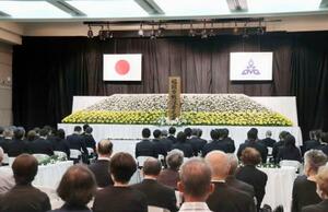 福岡大空襲から80年となり営まれた追悼式=19日午後、福岡市役所