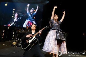 （左から）藤本美貴、庄司智春