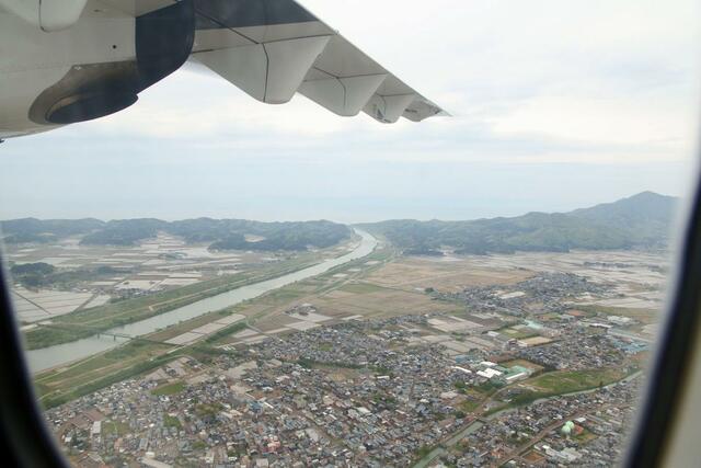 大河津分水の上空の風景=6日