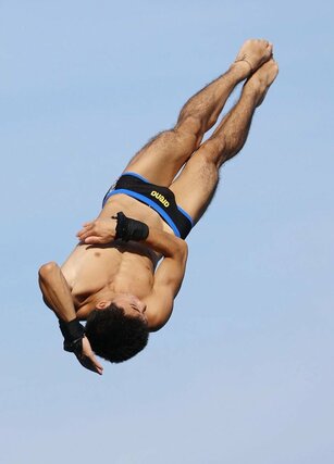 男子板飛び込み決勝 準優勝した石沢遥斗(帝京長岡)=広島県福山市