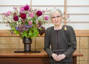 上皇后美智子さま=9日、東京・元赤坂の仙洞御所(宮内庁提供)