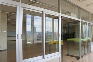 ライトシップ高等学院の拠点となる佐渡汽船直江津港ターミナルのスペース=上越市港町1