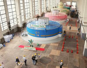 JR東日本が一般公開した千手発電所=十日町市上新井