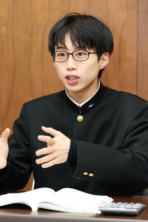 税理士試験簿記論に合格した長岡商業高校の長尾勝吾さん=長岡市西片貝町