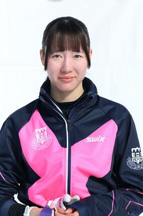 女子成年Ａ５キロクラシカルで優勝した宮下美幸（日大）＝南魚沼市