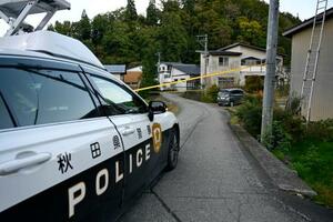 男女4人がクマに襲われたとみられる現場付近=24日午後3時58分、秋田県東成瀬村