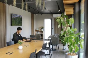 地元の中学3年生に月2回、無料開放しているコワーキングスペース=三条市柳場新田