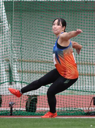 女子円盤投げ決勝 2位に入った郡菜々佳=ビッグスワン(写真映像部・菊池雪那)