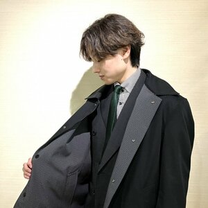 11月27日より発売したオン・オフ着用可能な「リバーシブルコート」