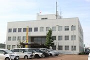 バイク追い抜き時に衝突、救護せず逃走か　ひき逃げなどの疑いで長岡市の男を逮捕