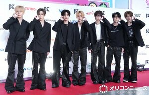 『KCON JAPAN 2026』Day2レッドカーペットに登場したALPHA DRIVE ONE(左から)ジュンソ、アルノ、リオ、サンウォン、アンシン、シンロン、サンヒョン(C)ORICON NewS inc.