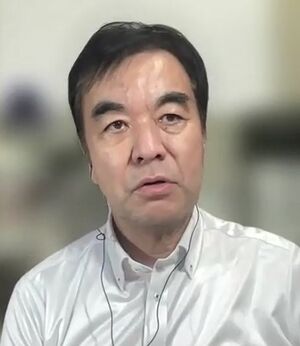 ズーム取材に応じる城西大の伊関友伸教授